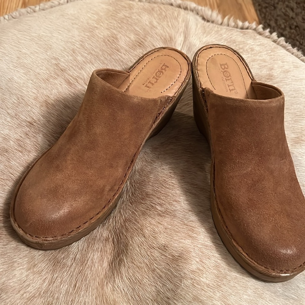Born clogs - size 9